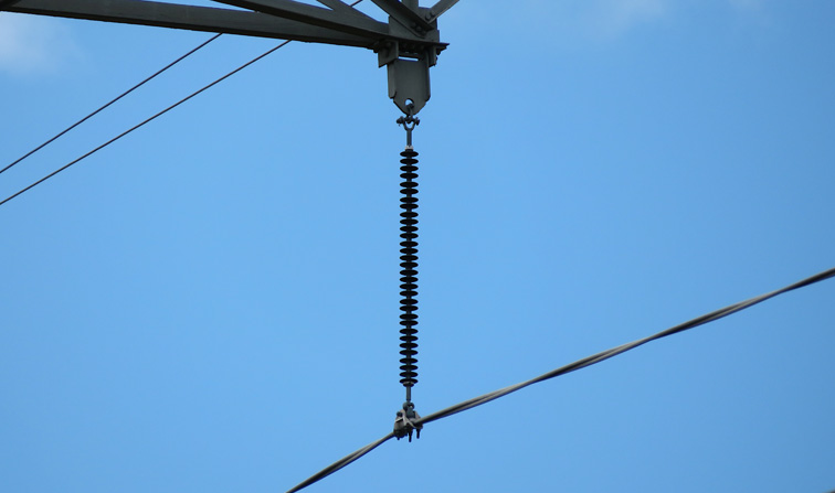 Suspension insulator